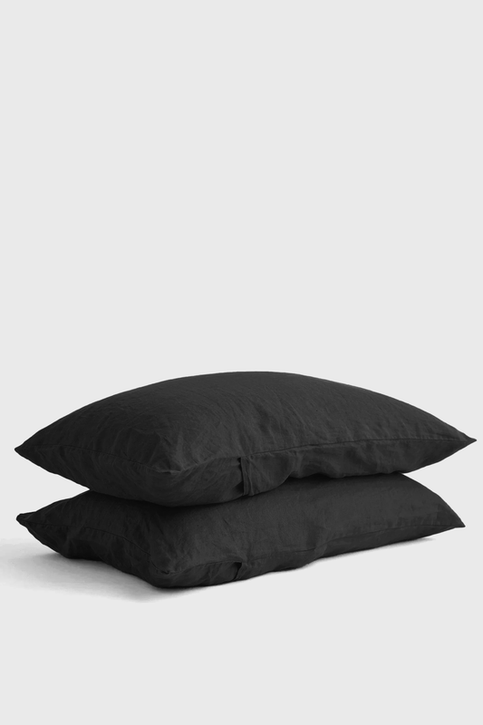 Linen pillowcase in Charcoal
