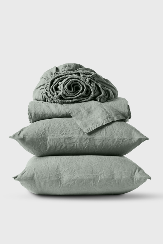 Linen sheets set in Sage Green